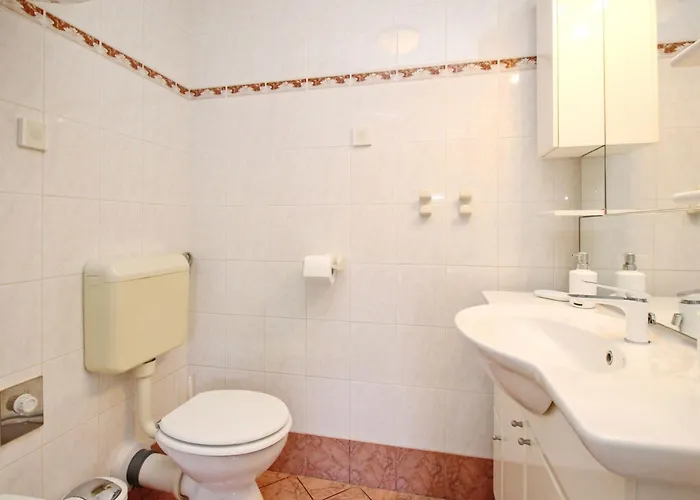 C- Silvija Senj By Interhome *